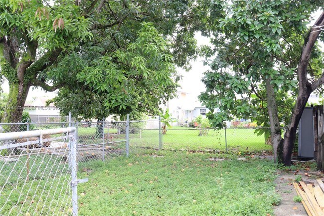 Building Photo - 3146 NW 29th St