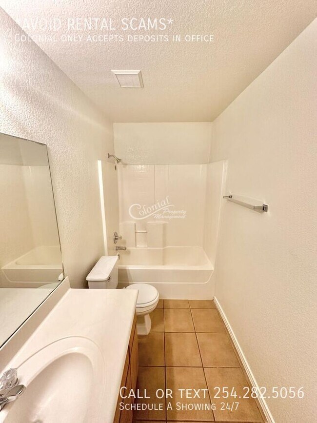 Building Photo - 5800 Allstar Ct