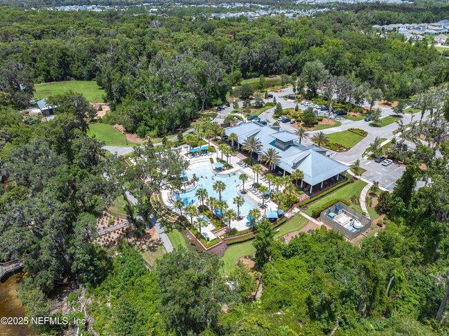 Building Photo - 27 Oak Pk Dr
