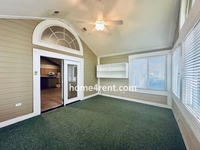 Building Photo - Maintenance FREE, Ranch Style Townhome w/ ...