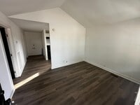 Building Photo - 749 Mt Hope St