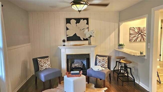 Building Photo - 2343 Hunting Valley Dr