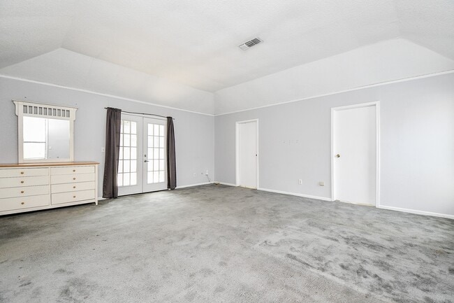 Building Photo - 11906 Pepperdine Ln