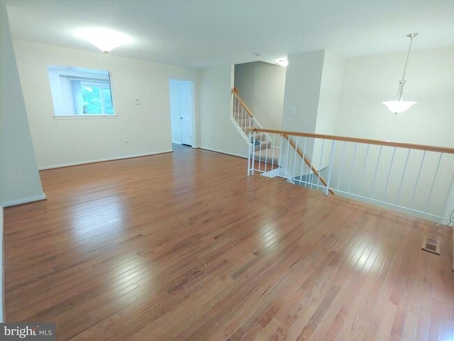 Building Photo - 1619 Howard Chapel Ct