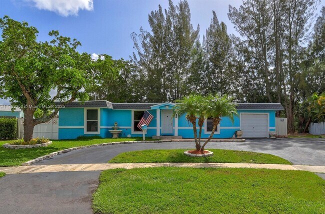 Building Photo - 6605 NW 80th Ct