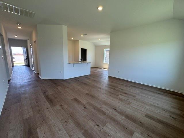 Building Photo - 16217 Maroon Dr