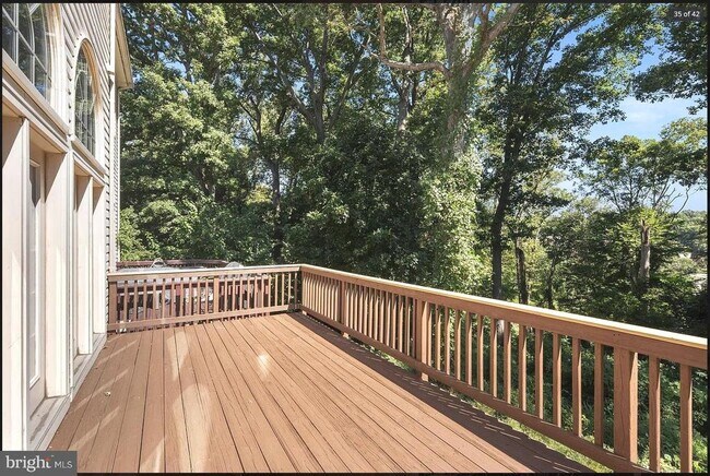 Building Photo - 5394 Chieftain Cir