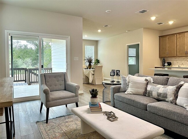 Building Photo - 101 Rita Blanca Bnd