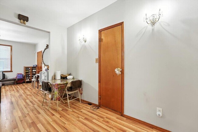 Building Photo - 175 Van Winkle Ave