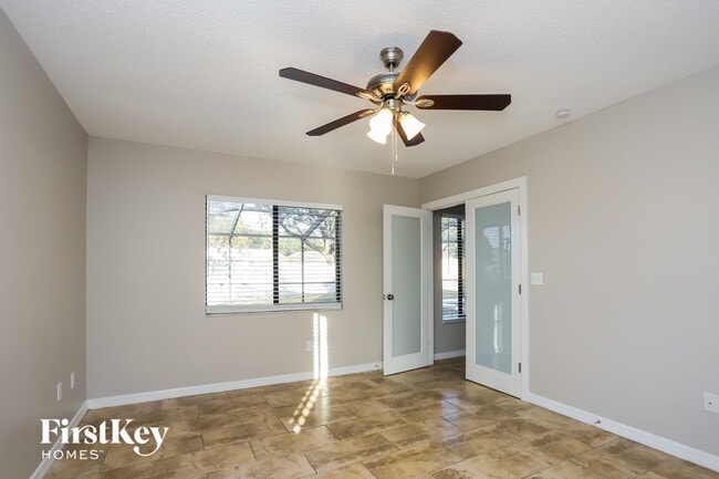 Building Photo - 1503 Chepacket St