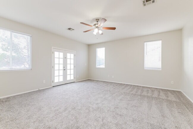 Building Photo - 5781 Magini Ave