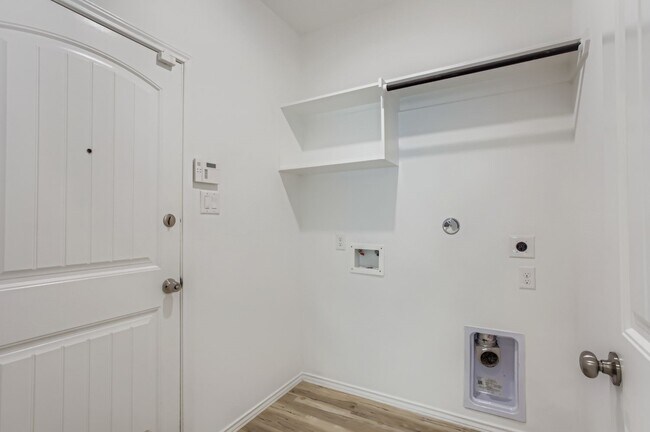 Building Photo - 3523 Britton Burrow Way