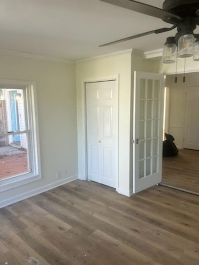 Building Photo - COMING SOON! Renovated 3 BR, 2 Bath House!...