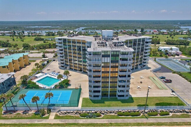 Building Photo - 3580 S Ocean Shore Blvd