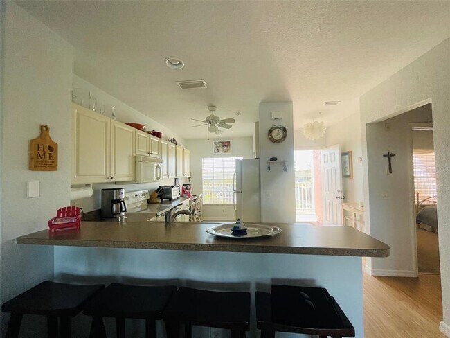 Building Photo - 2040 Willow Hammock Cir