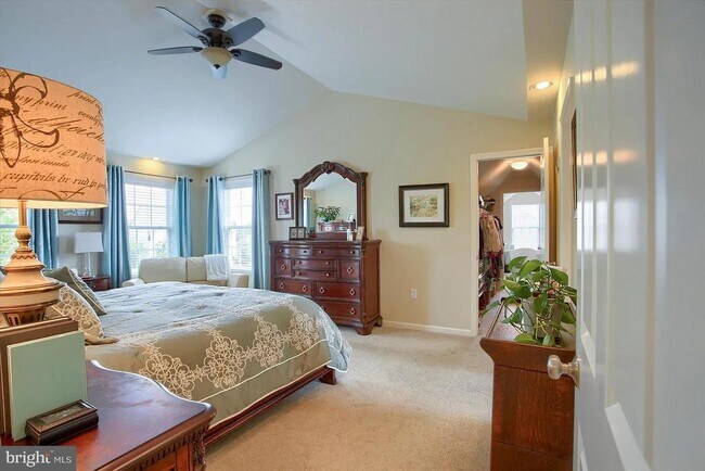 Building Photo - 834 Northern Spy Dr