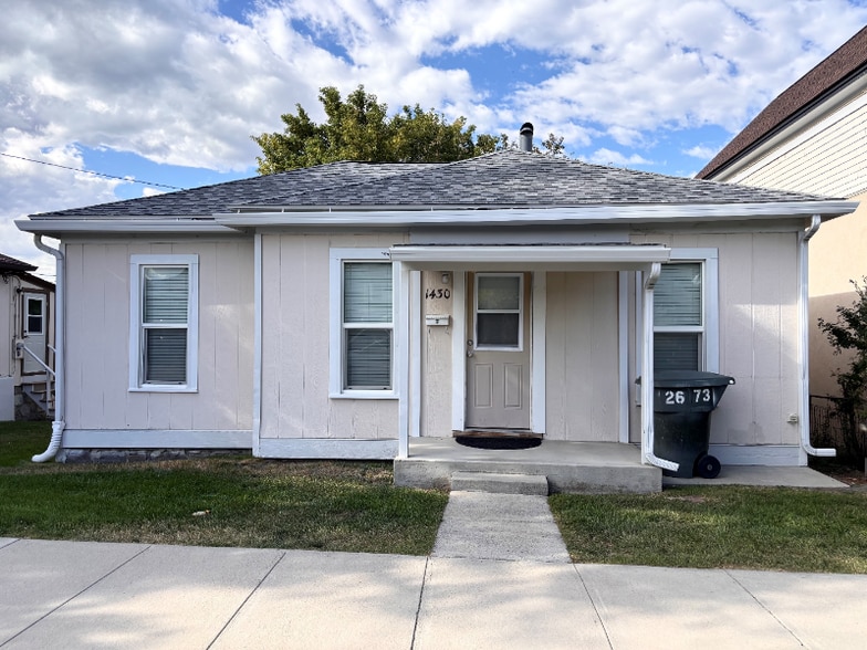 Primary Photo - 1430 E Lyndale Ave