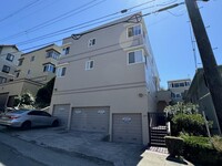 Building Photo - 2 bedroom in Oakland CA 94606