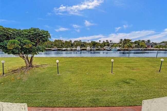 Building Photo - 601 Three Islands Boulevard
