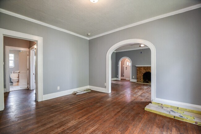 Building Photo - 3319 Holman St