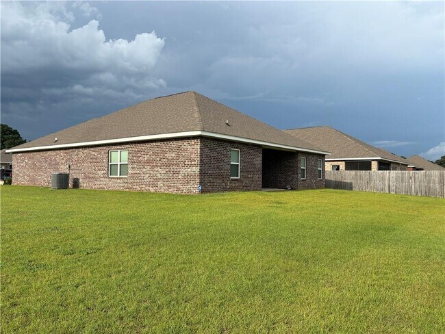 Building Photo - 10551 Sand Dune Ave