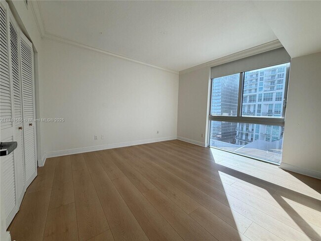 Building Photo - 325 S Biscayne Blvd