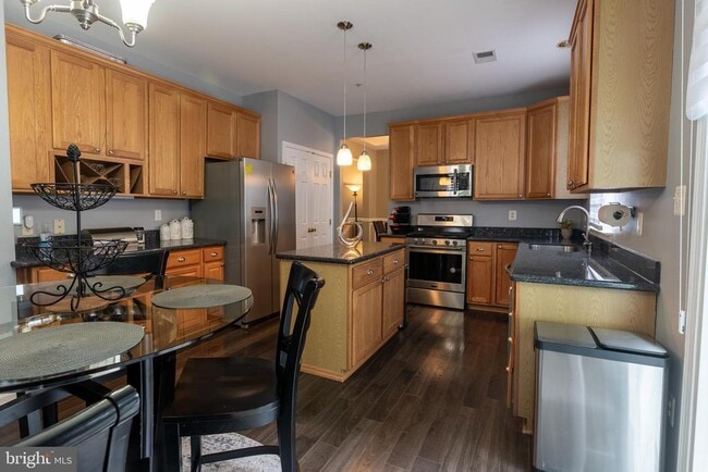 Building Photo - 6004 Glenn Station Ct