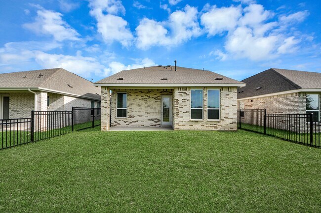 Building Photo - 27443 Sunterra Village Dr