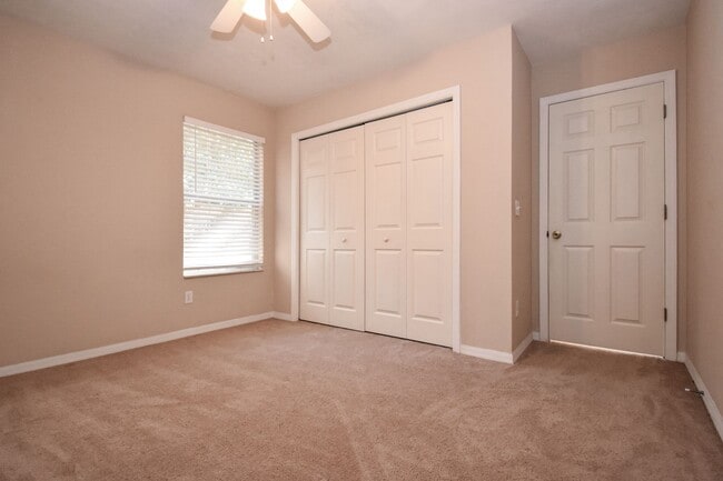Building Photo - 8318 SW 64th Pl