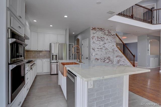 Building Photo - 17184 E Dewberry Dr