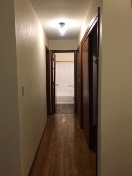 Building Photo - 134 Flintridge Dr