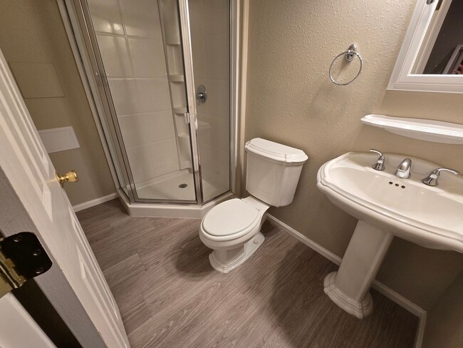 Building Photo - Beautiful and Fresh Updated Four Bedroom Home on a Corner Lot in Rock Creek!