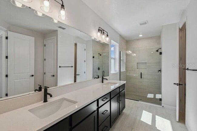 Building Photo - 3077 Voyager Ave