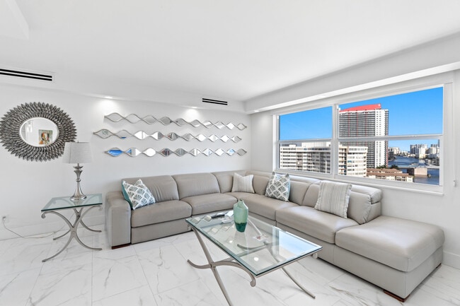 Building Photo - 121 Golden Isles Dr