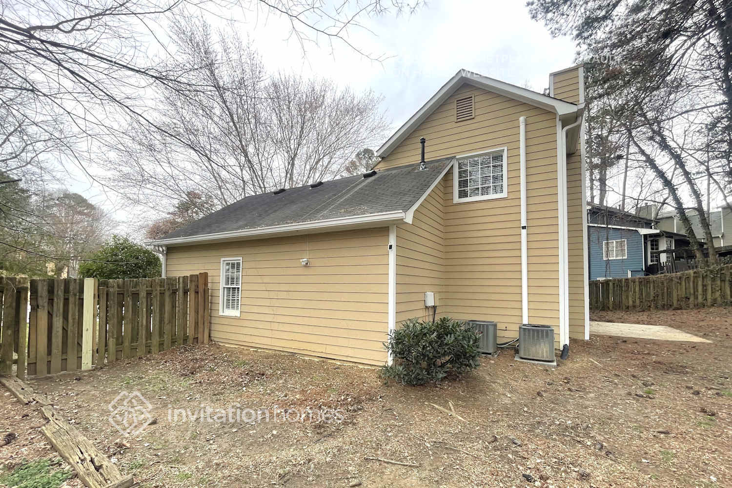 Building Photo - 2114 Shillings Chase Dr