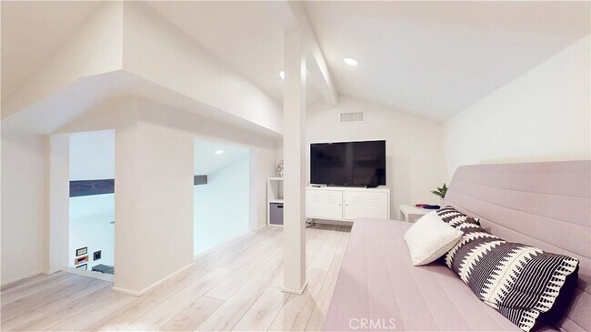 Building Photo - 67 Eastfield Dr