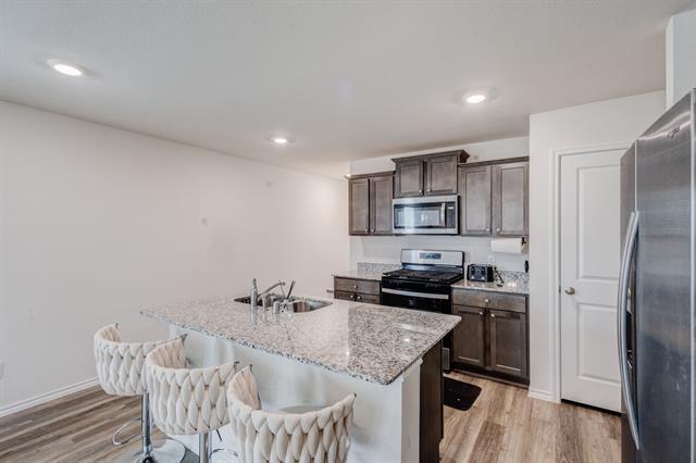 Building Photo - 806 Ramble Rd