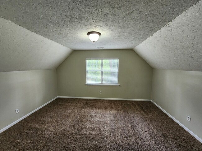 Building Photo - 5324 Coventry Ct
