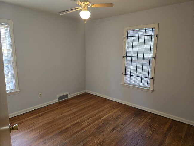 Building Photo - 11381 Whitehill St