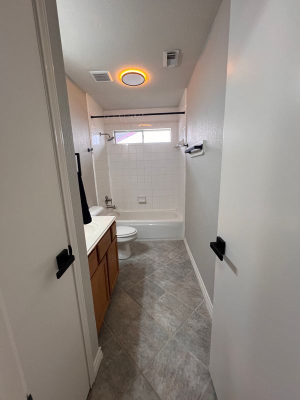 Building Photo - 5818 Toddington Rd