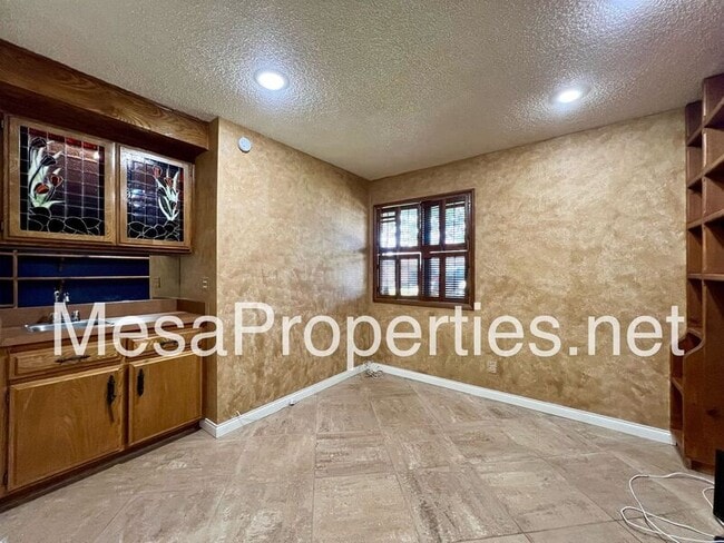 Building Photo - 5193 Steamboat Dr