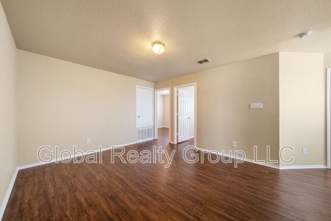 Building Photo - 3722 Longhorn Creek