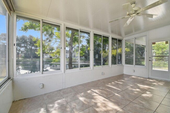 Building Photo - 9619 Cypress Harbor Dr