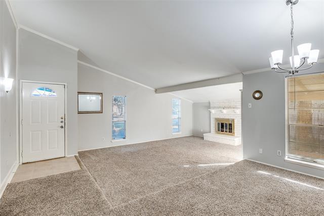 Building Photo - 2200 Briarwood Dr