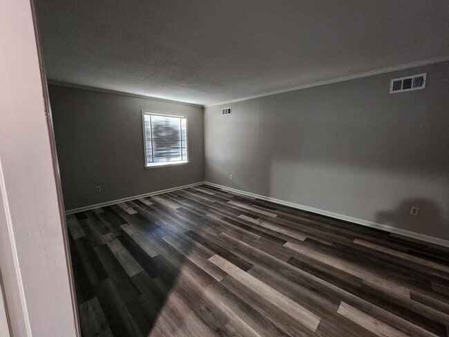 Building Photo - Single family home located in West Memphis
