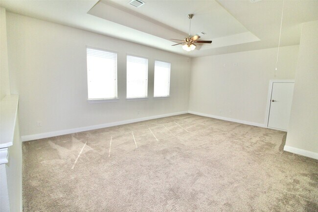 Building Photo - 10919 Texas Rose Dr