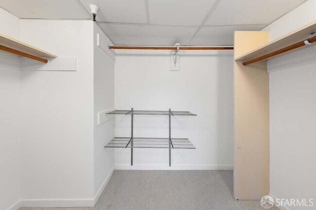 Building Photo - 101 Lombard St