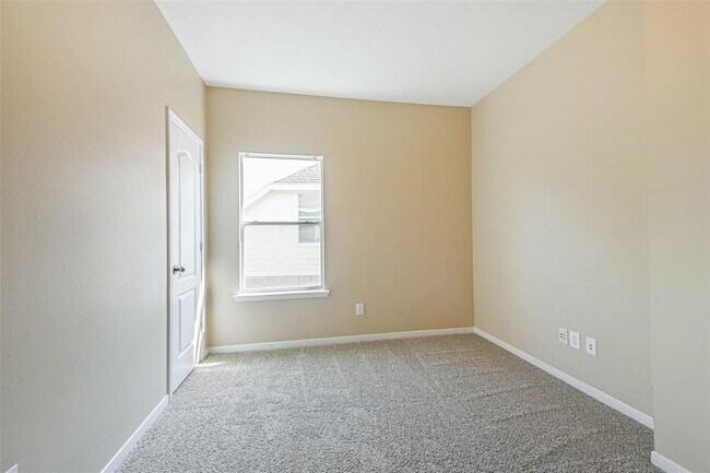 Building Photo - 14122 Austin Hollow Ct
