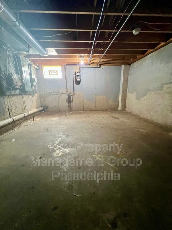 Building Photo - 2154 N Carlisle St