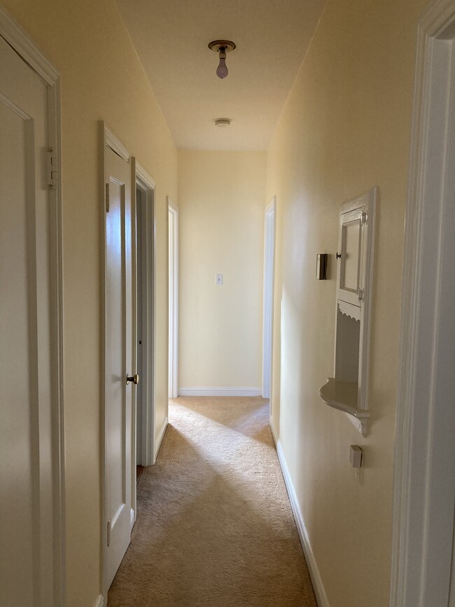 hallway - 1383 21st Ave